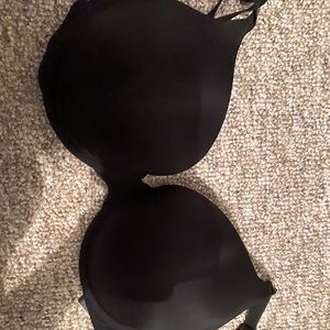 VS black body by Victoria push-up bra